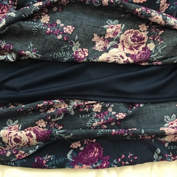 Alter’d State Floral Maxi Dress - Picture 10 of 11